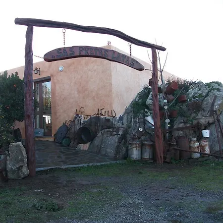Agriturismo Sas Pretas Latas *