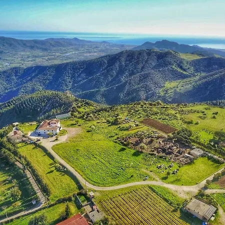 Agriturismo Sas Pretas Latas Çiftlik konaklama