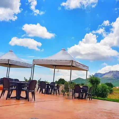 Çiftlik konaklama Agriturismo Sas Pretas Latas Siniscola